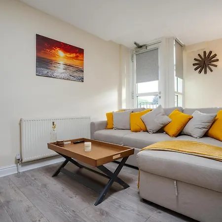 Brimmond Homes: Modern City-Center Apartment with Parking Manchester Exterior photo