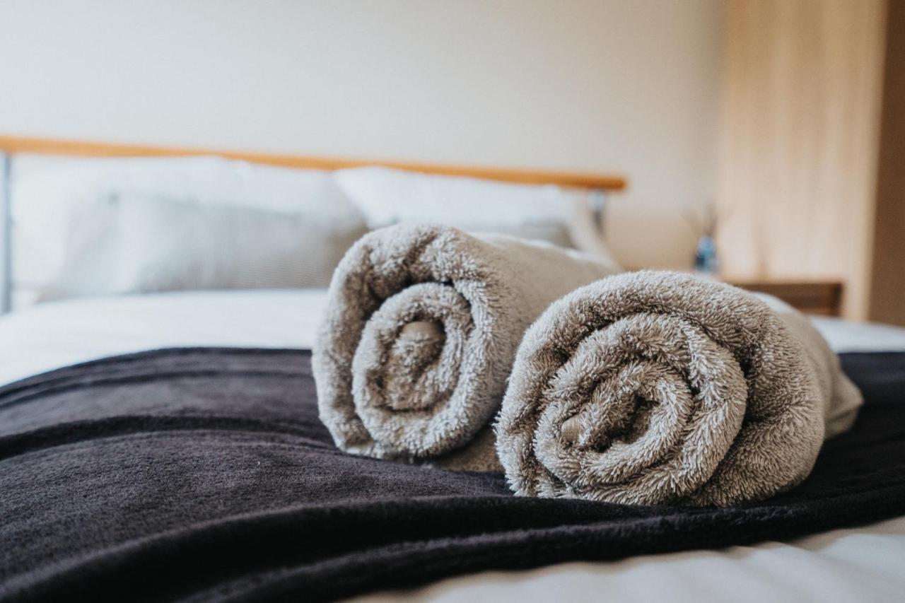 Brimmond Homes - Nr To Univ, Hospitals, O2 Apollo, Plab & 7 Mins To Centre - Stylish, Modern & Secure 2 Bed, 2 Bath With Allocated Free Parking Manchester
