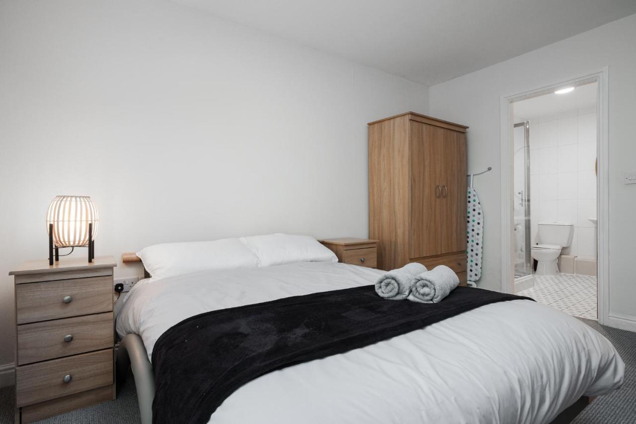 Brimmond Homes - Nr To Univ, Hospitals, O2 Apollo, Plab & 7 Mins To Centre - Stylish, Modern & Secure 2 Bed, 2 Bath With Allocated Free Parking Апартаменты Манчестер