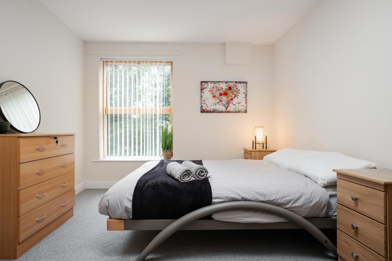 Brimmond Homes - Nr To Univ, Hospitals, O2 Apollo, Plab & 7 Mins To Centre - Stylish, Modern & Secure 2 Bed, 2 Bath With Allocated Free Parking Апартаменты Манчестер