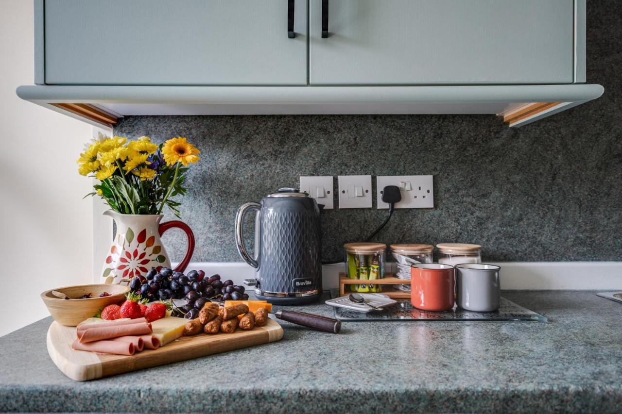 Апартаменты Brimmond Homes - Nr To Univ, Hospitals, O2 Apollo, Plab & 7 Mins To Centre - Stylish, Modern & Secure 2 Bed, 2 Bath With Allocated Free Parking Манчестер