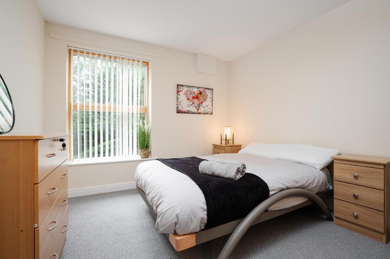 Brimmond Homes - Nr To Univ, Hospitals, O2 Apollo, Plab & 7 Mins To Centre - Stylish, Modern & Secure 2 Bed, 2 Bath With Allocated Free Parking * Манчестер