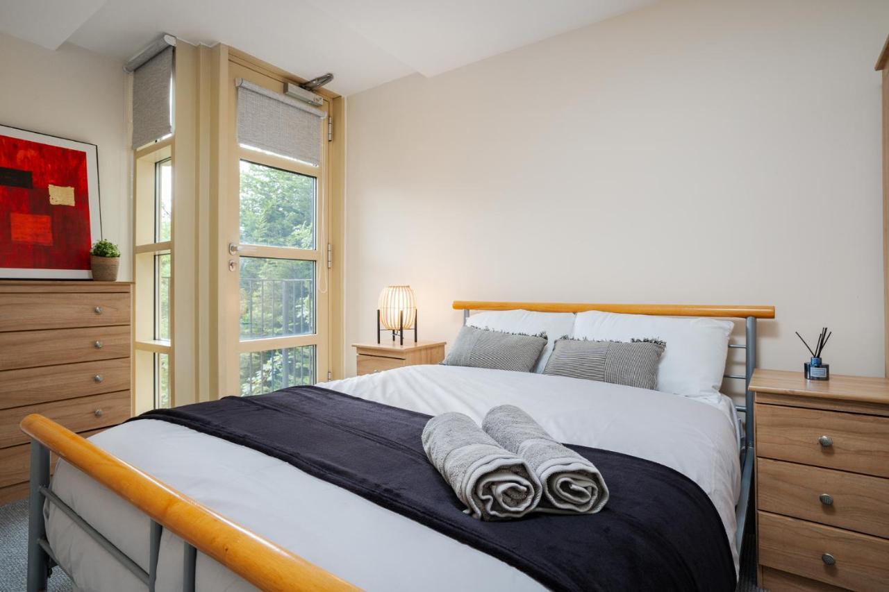 Brimmond Homes - Nr To Univ, Hospitals, O2 Apollo, Plab & 7 Mins To Centre - Stylish, Modern & Secure 2 Bed, 2 Bath With Allocated Free Parking Апартаменты