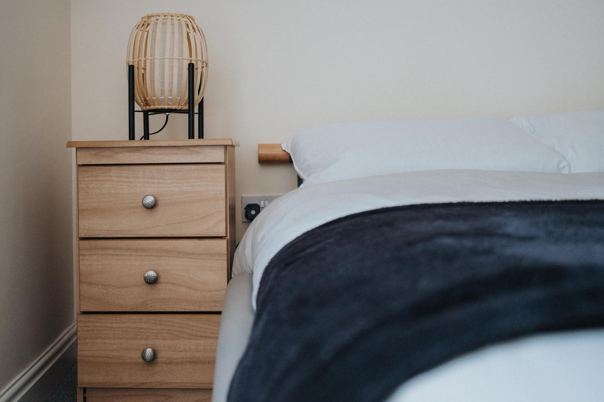 Апартаменты Brimmond Homes - Nr To Univ, Hospitals, O2 Apollo, Plab & 7 Mins To Centre - Stylish, Modern & Secure 2 Bed, 2 Bath With Allocated Free Parking Манчестер